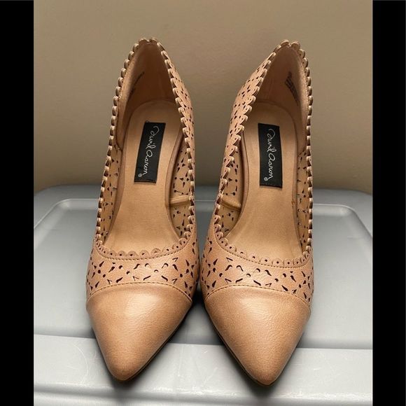 David Aaron Shoes - GUC. David Aaron Tan perforated heels. Size 7.5